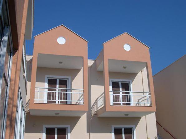 Budova, kde se aparthotel nachází