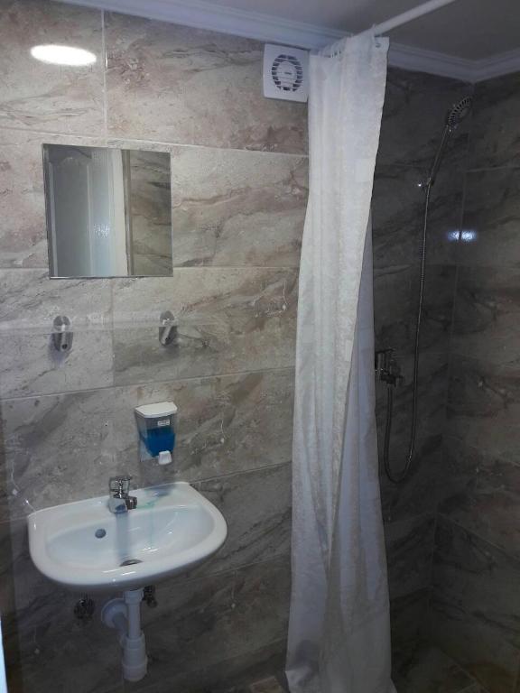 Koupelna v ubytování Deniz Guesthouse