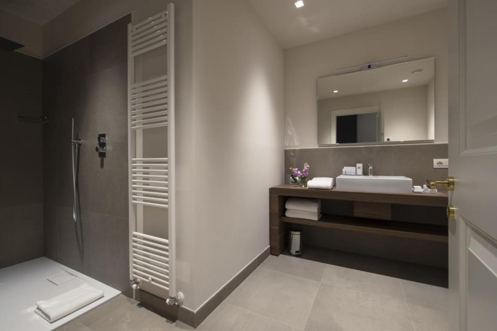 Palazzo Dipinto - 16