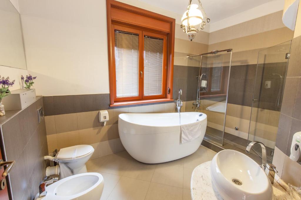 Koupelna v ubytování The Belgrade Hills Rooms and Suites