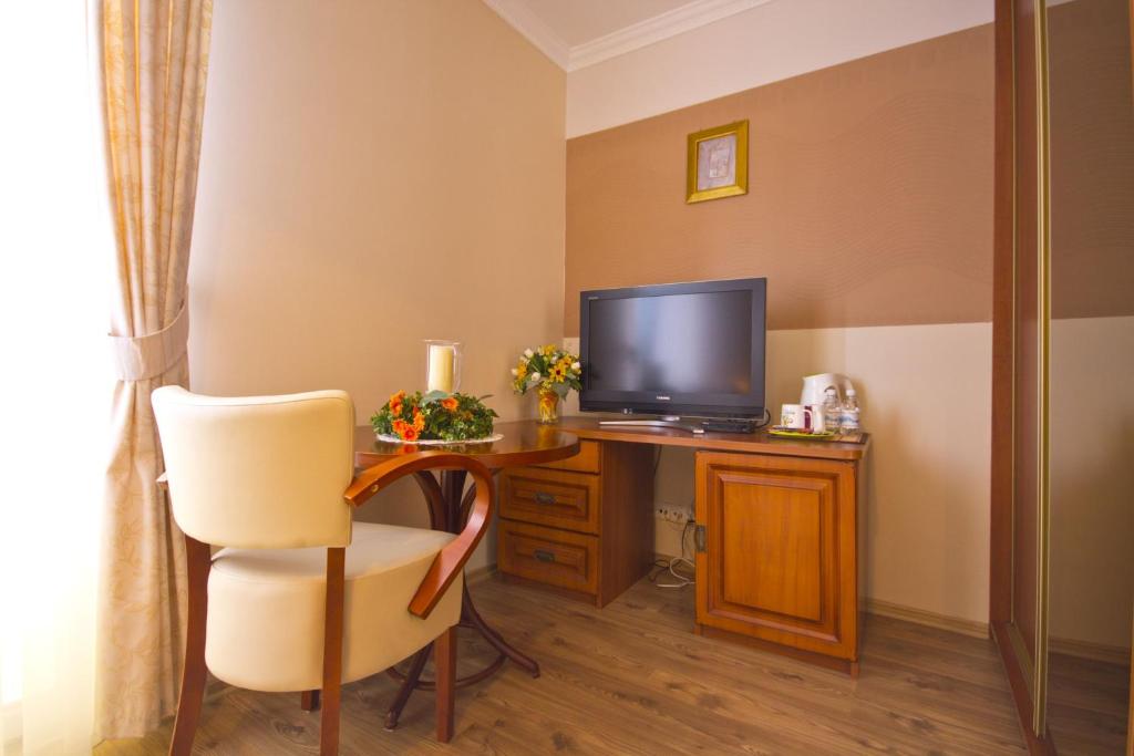 Villa Tropikana - Doppelzimmer Mit Balkon