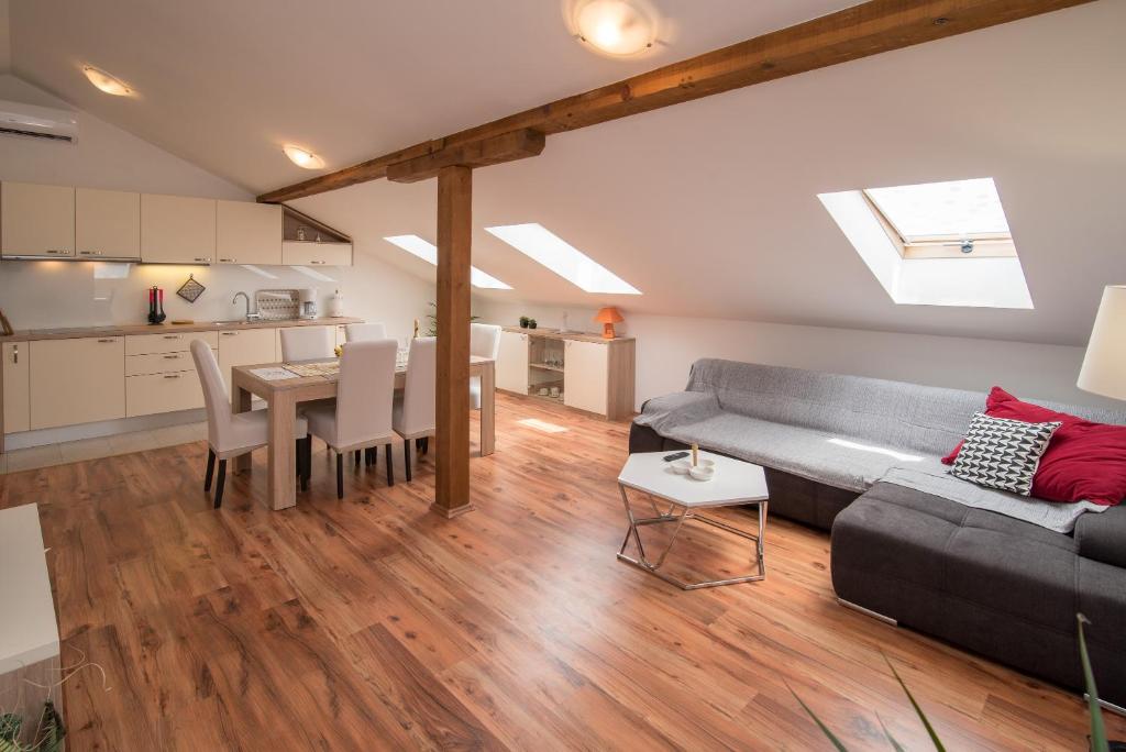 Kuchyňa alebo kuchynka v ubytovaní Apartman Marinko