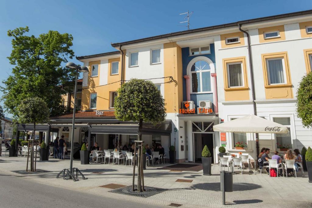 Budova, kde se hotel nachází