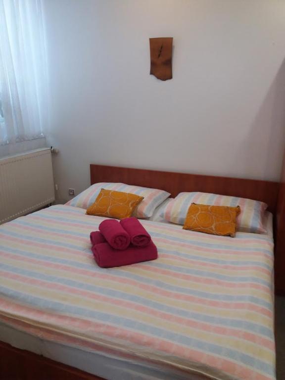 Postel nebo postele na pokoji v ubytování Apartmán Olomouc 2+KK