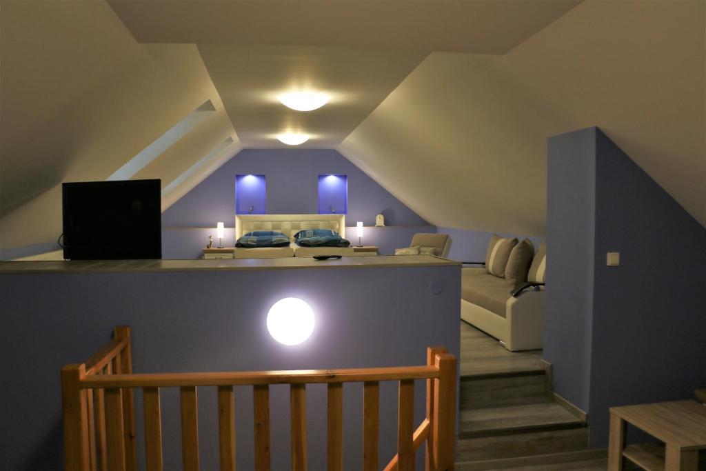 Ubytovanie Tri ruže - Appartement D'une Chambre