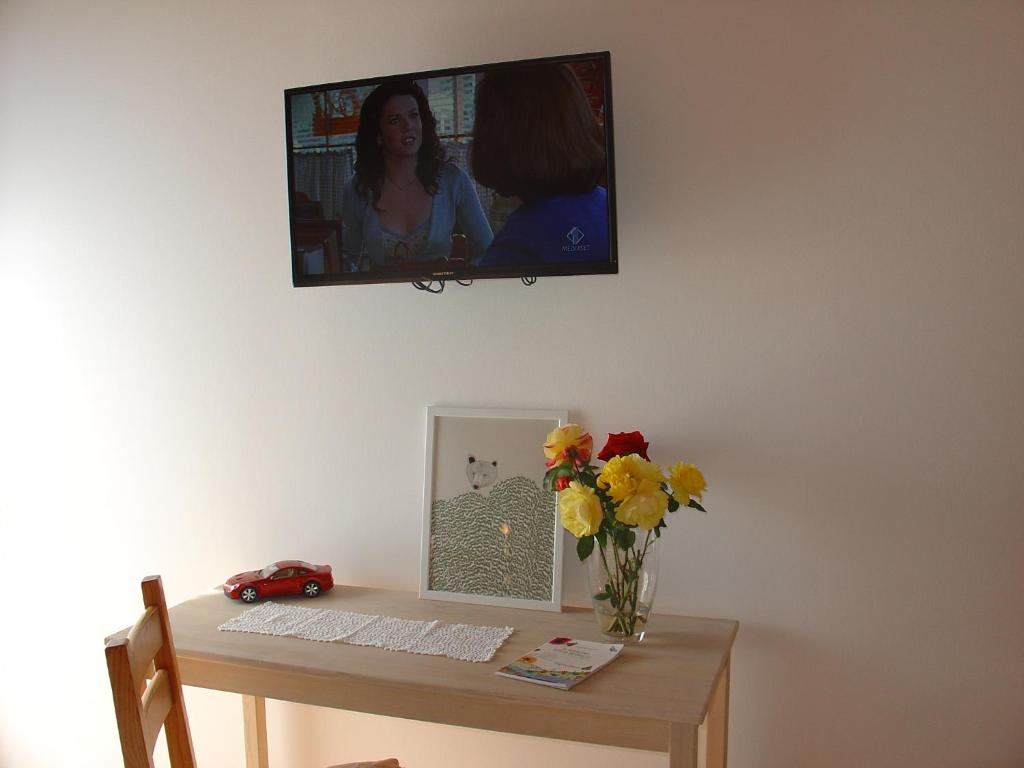A television and/or entertainment centre at Casa Solaris