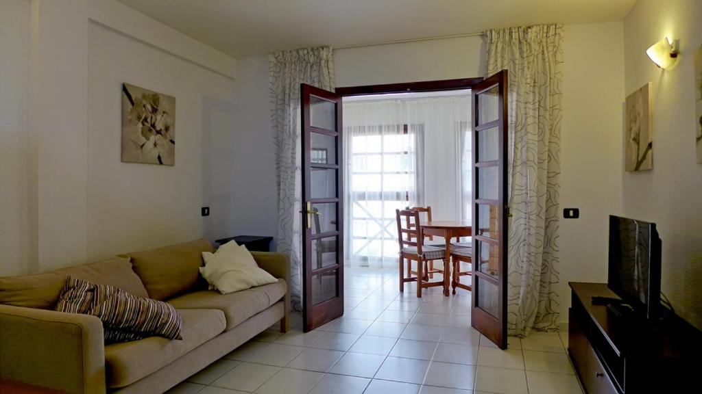 Apartment Andorra, Playa de las Americas, Spain - Booking.com