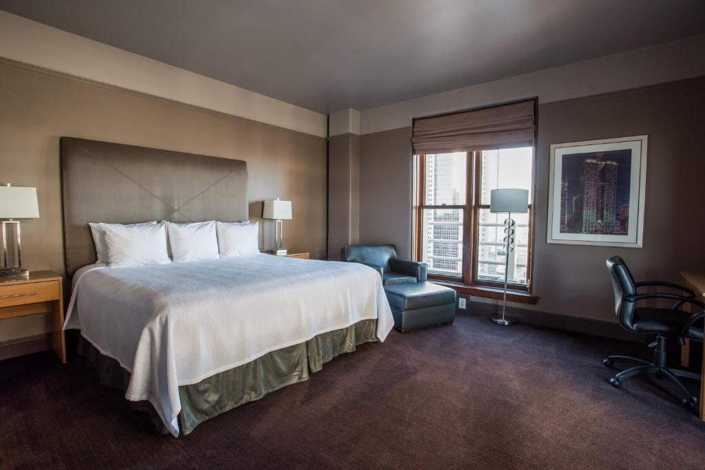 Magnolia Hotel Downtown Dallas - Suite Roi