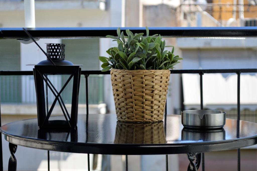 Balkón nebo terasa v ubytování Athens Nest