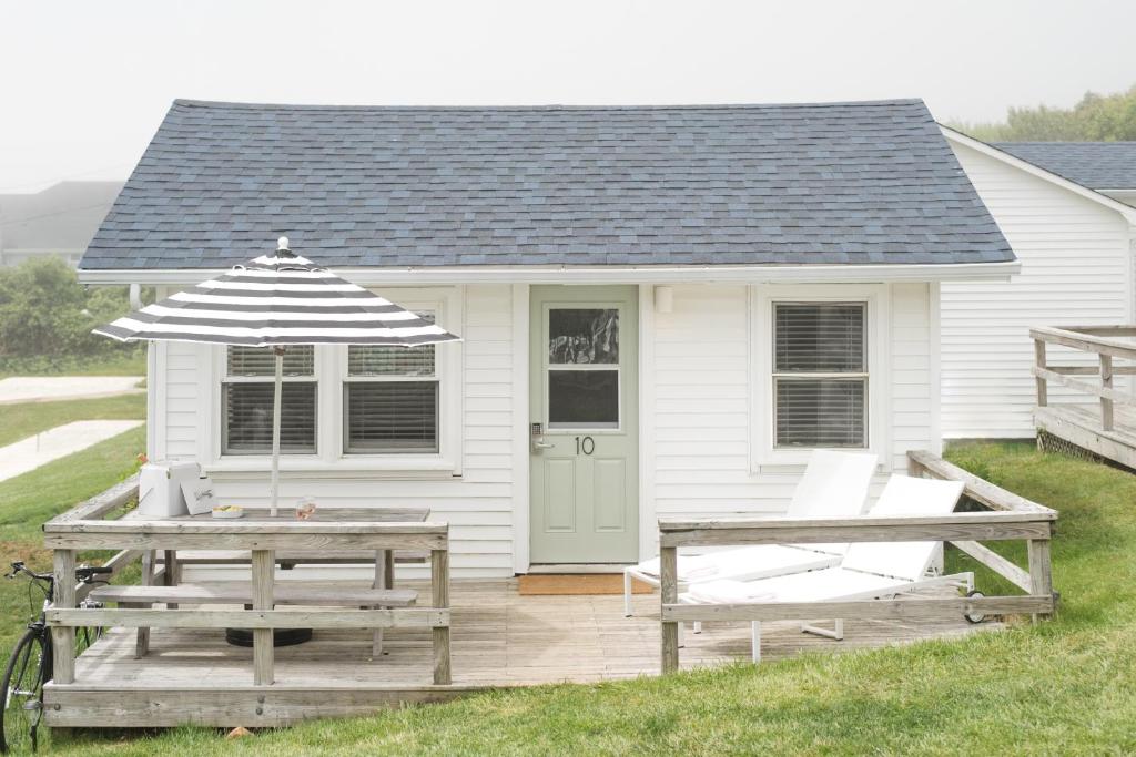 Breakers Montauk - Bungalow