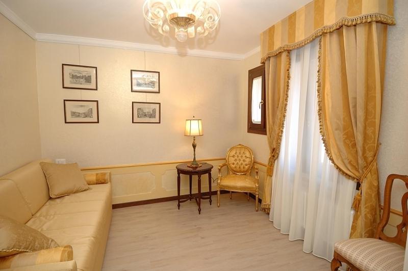 A seating area at Corte dei Santi