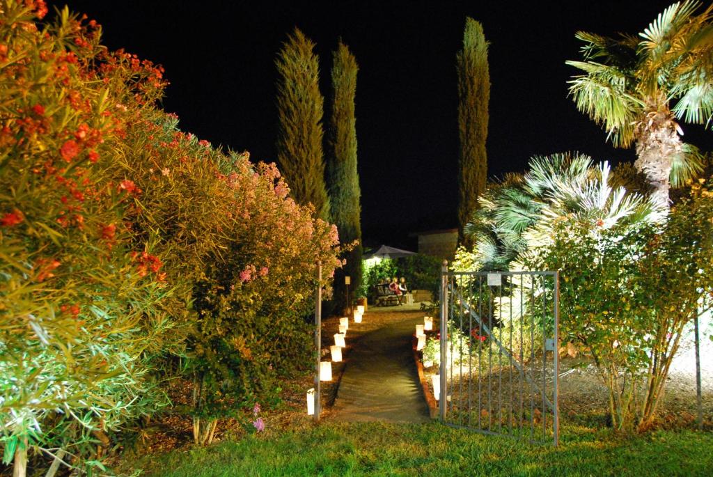 Zahrada ubytování Relais Pian Di Vico