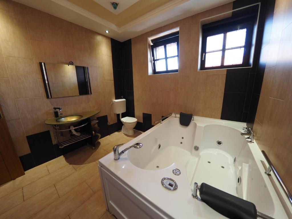 Koupelna v ubytování Guest house DON-lux
