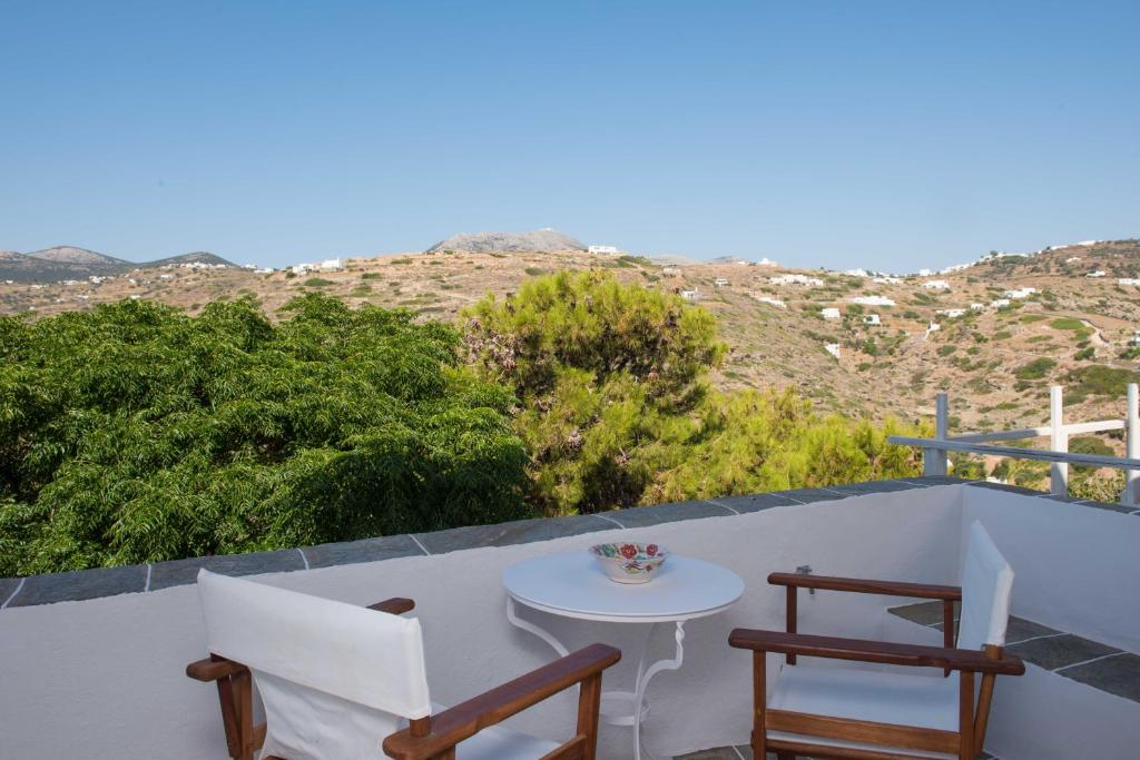 Gallery image of Aris & Maria Houses in Kastron