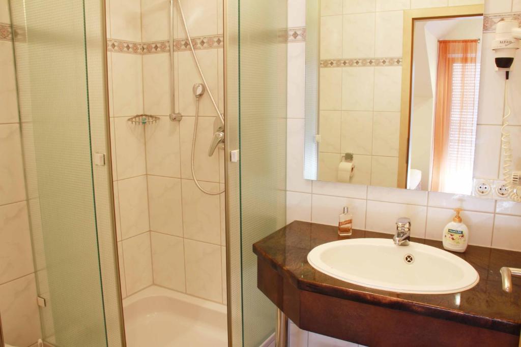 Hotel Gasthof Krone - Habitación Triple Confort