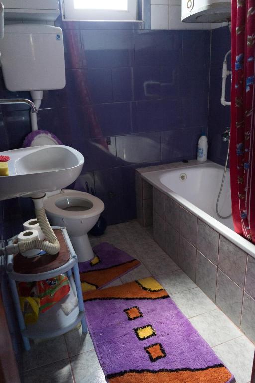 Kupatilo u objektu Apartmani Teodor