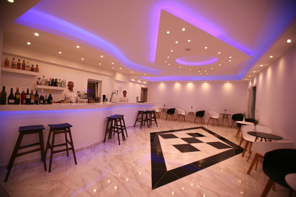 The lounge or bar area at Saint George Palace