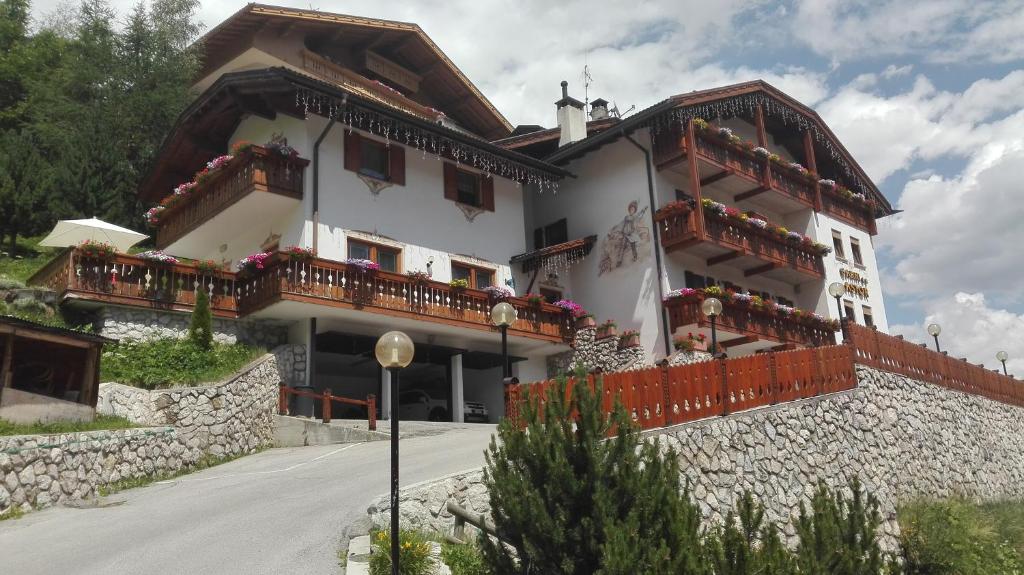 Budova, kde se hotel nachází