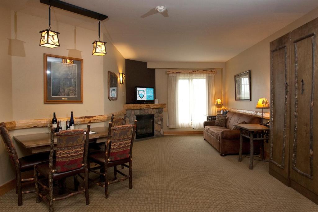 Hope Lake Lodge & Indoor Waterpark - Appartement Met één Slaapkamer