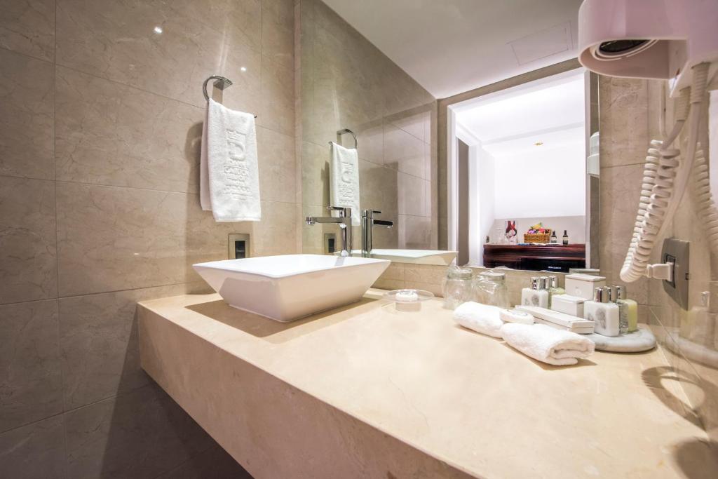 Hoteles en Medellin, Mejor Valorados 105351528