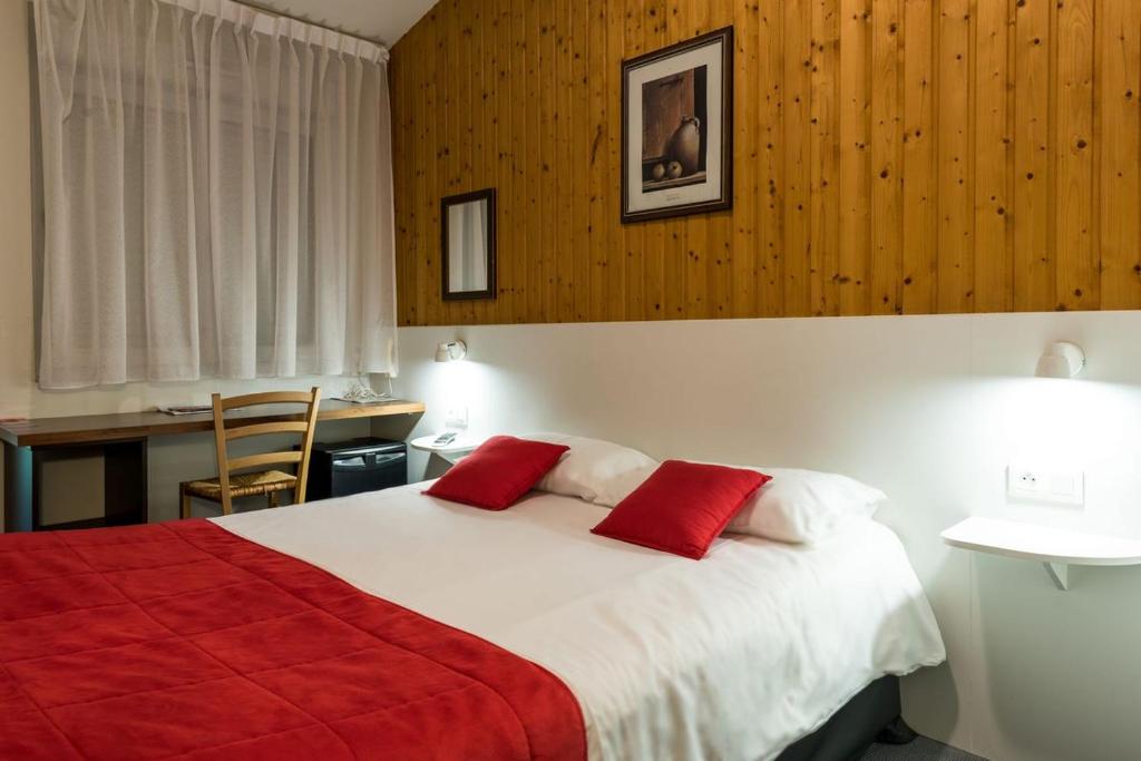 Postel nebo postele na pokoji v ubytování Fasthotel Thones