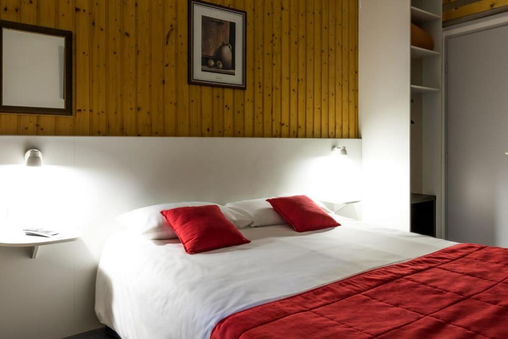 Postel nebo postele na pokoji v ubytování Fasthotel Thones