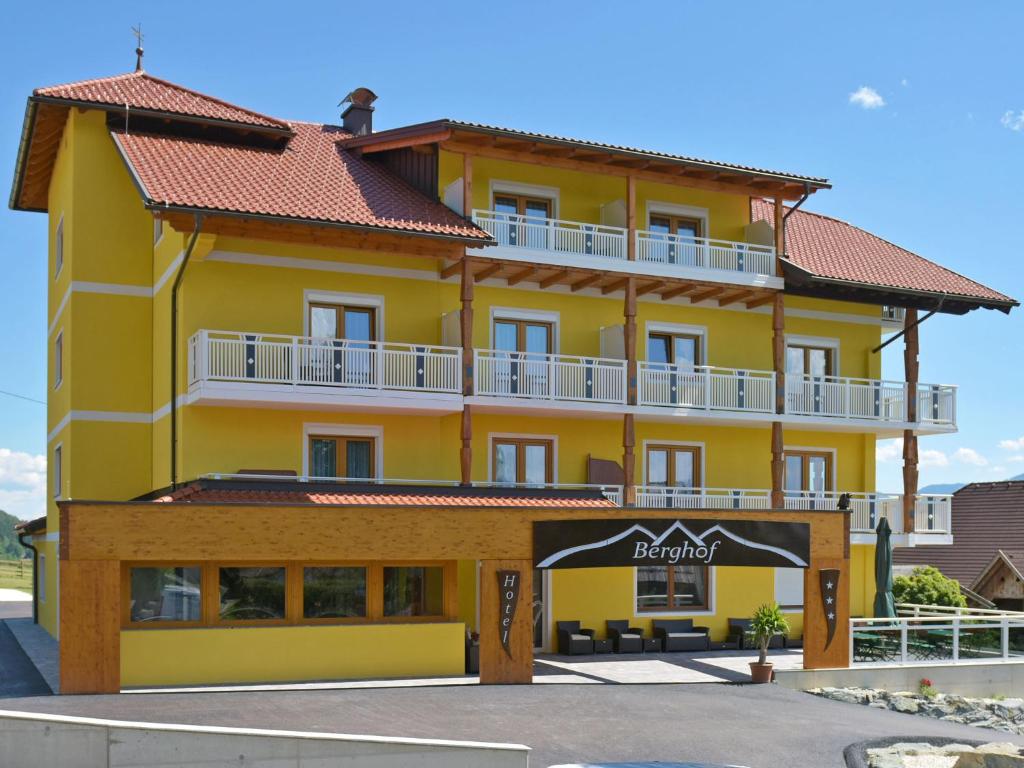 Hoone, kus hotell asub