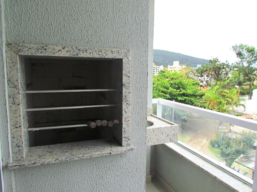  Apartamento para Locação em Bombinhas