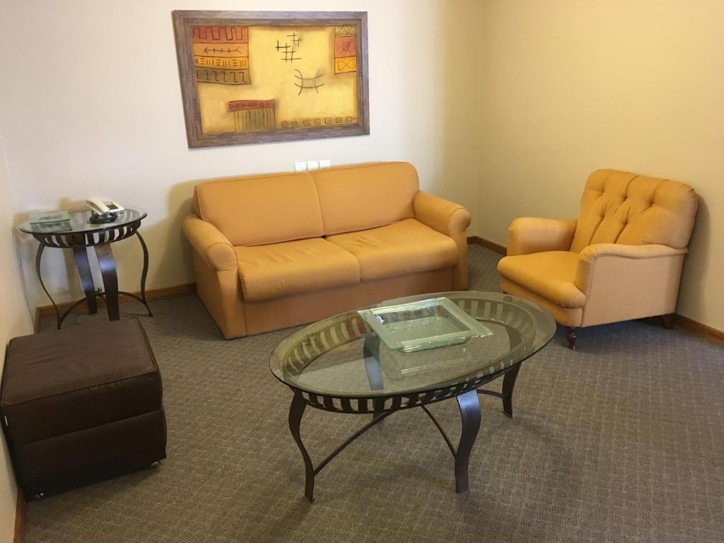  Farina Park Hotel