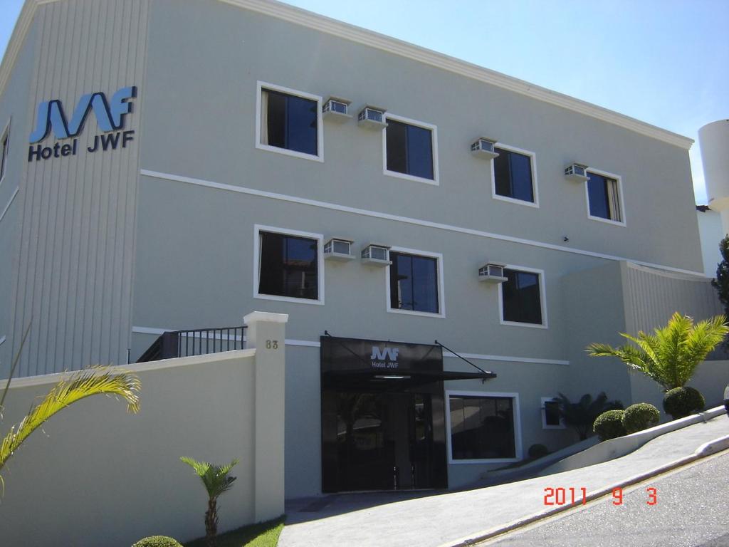  Hotel JWF