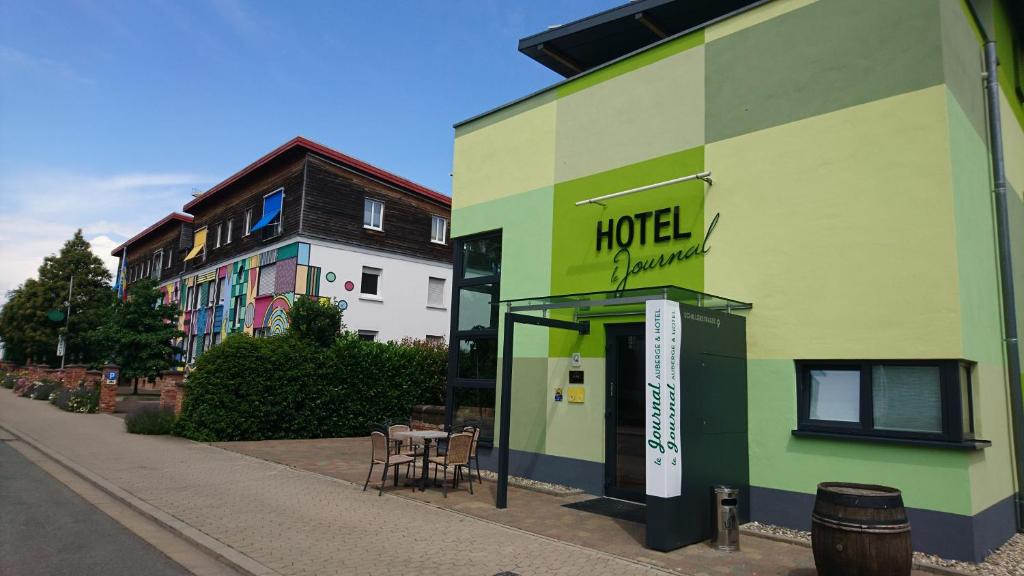 Budova, kde se hotel nachází