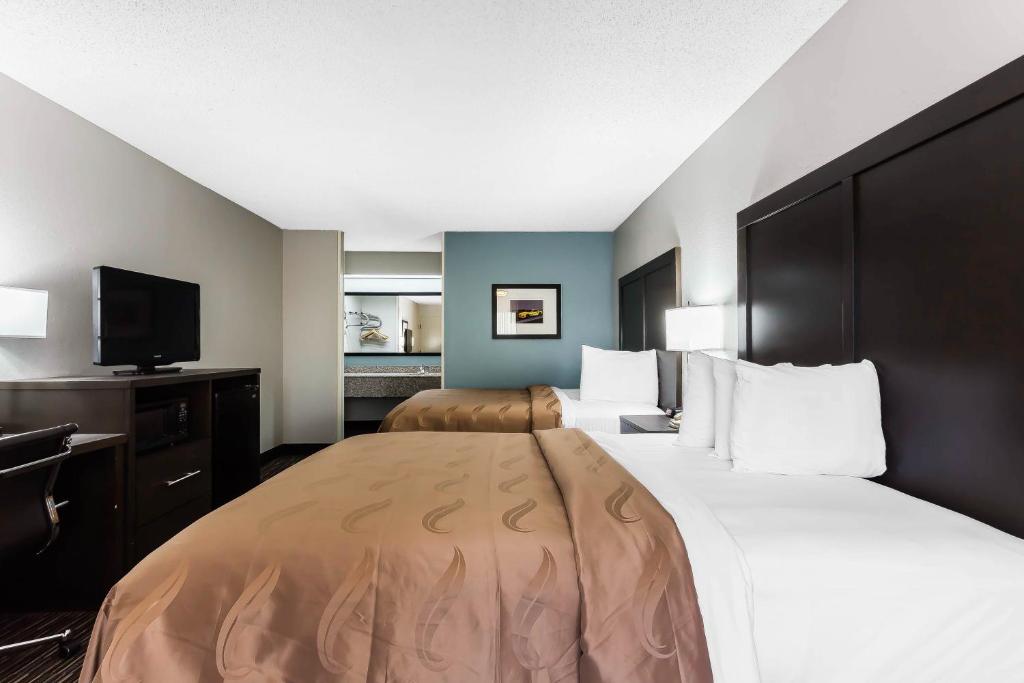 Quality Inn & Suites Mooresville-Lake Norman - Habitación Con 2 Camas Grandes - Fumadores