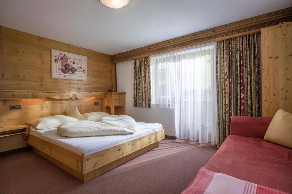 Anja's Schönblick - Bed & Breakfast - 2