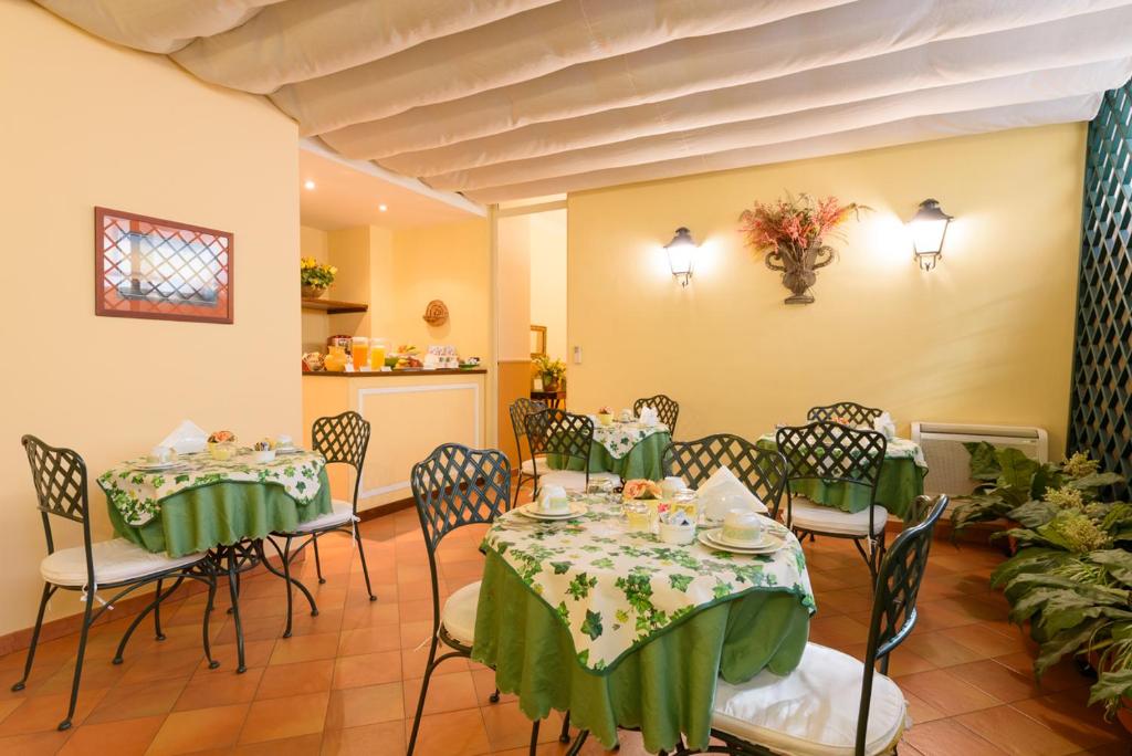 Hotel Mergellina - Resim 41