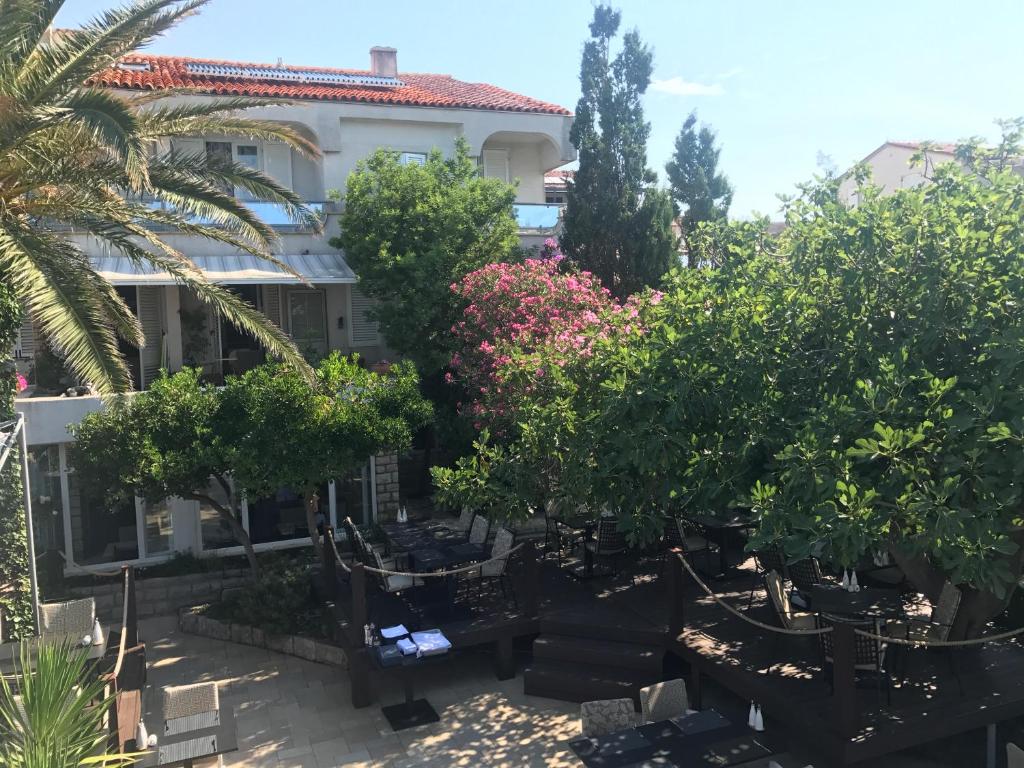 Zahrada ubytování Guesthouse Punta Mira - Beachfront