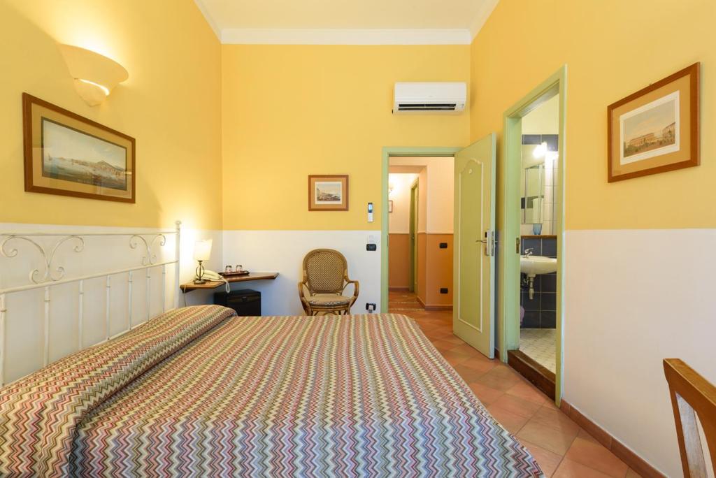 Hotel Mergellina - Resim 19