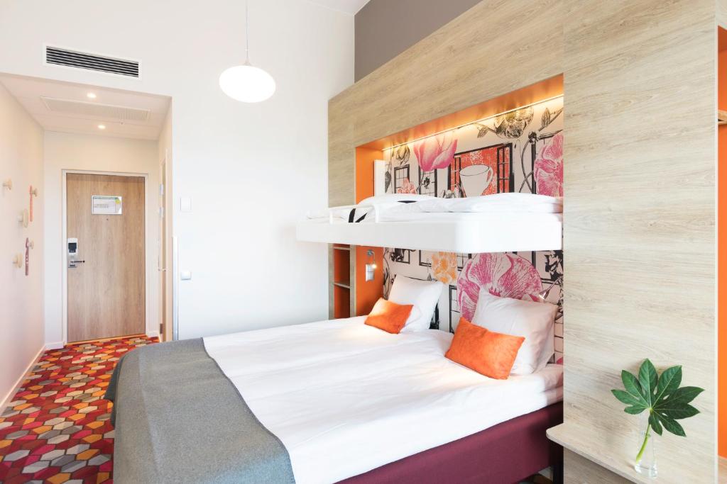 Motel L Stockholm Älvsjö - Resim 31