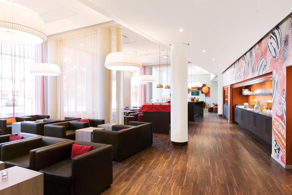 Motel L Stockholm Älvsjö - Resim 29