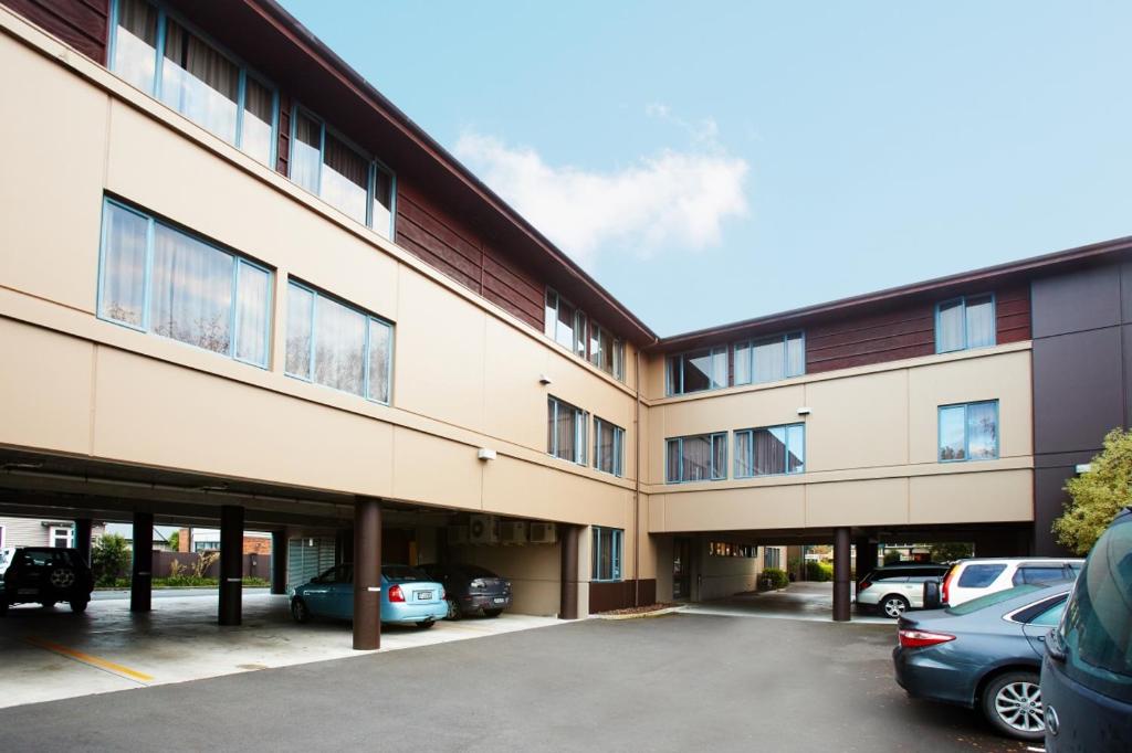 Ventura Inn & Suites Hamilton - Resim 24