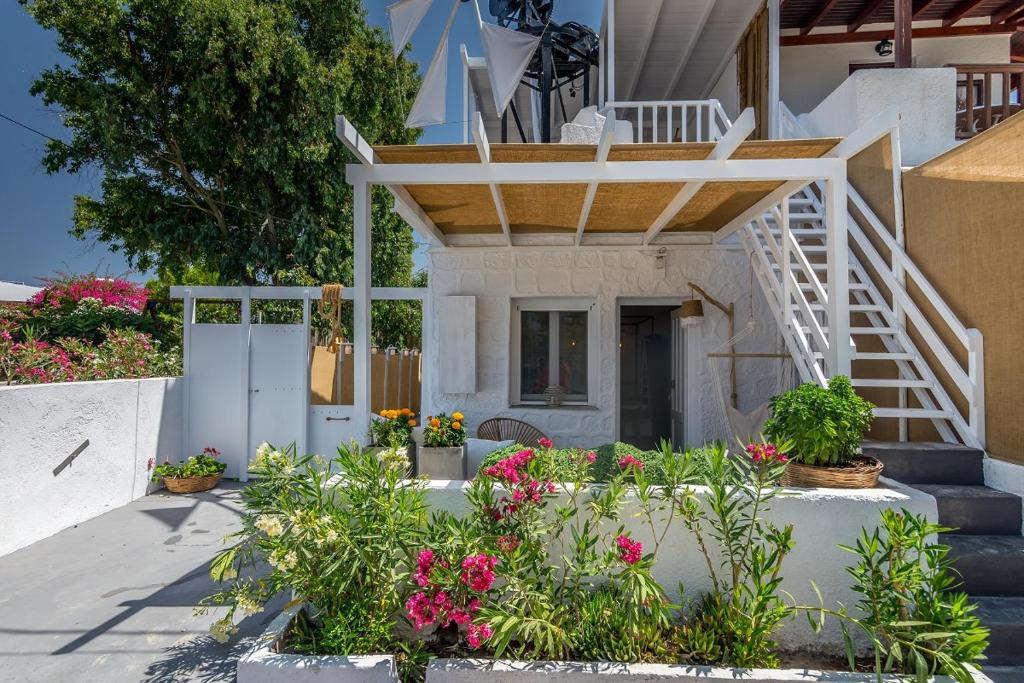 Papikinou Bay Suites - 