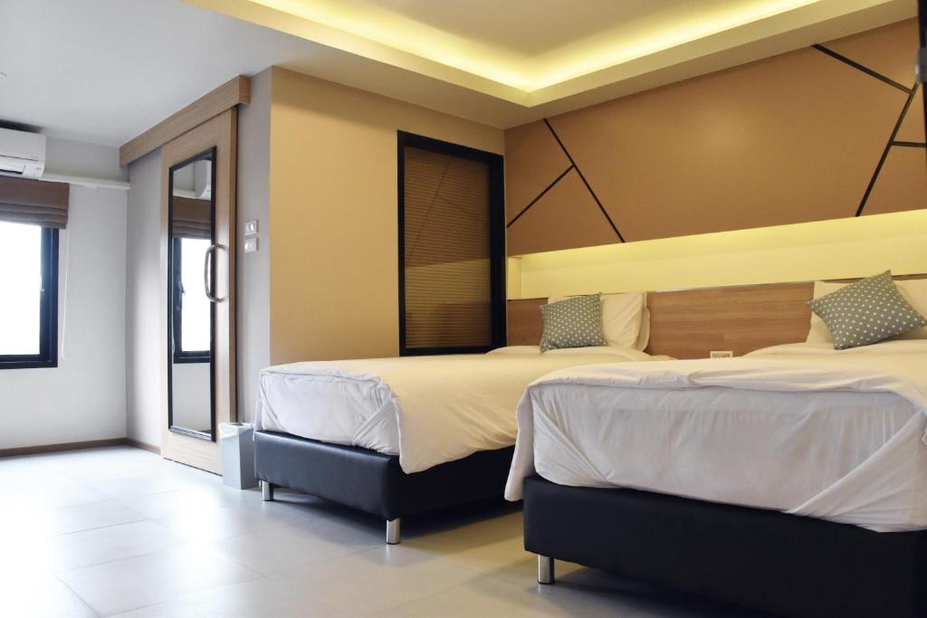 TUCK Me iN - Resim 39