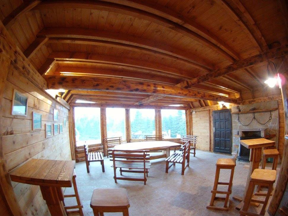 Fotografie z fotogalerie ubytování Mountain bungalows and a Hobbit House - Jazavčije Rupe v destinaci Han Pijesak