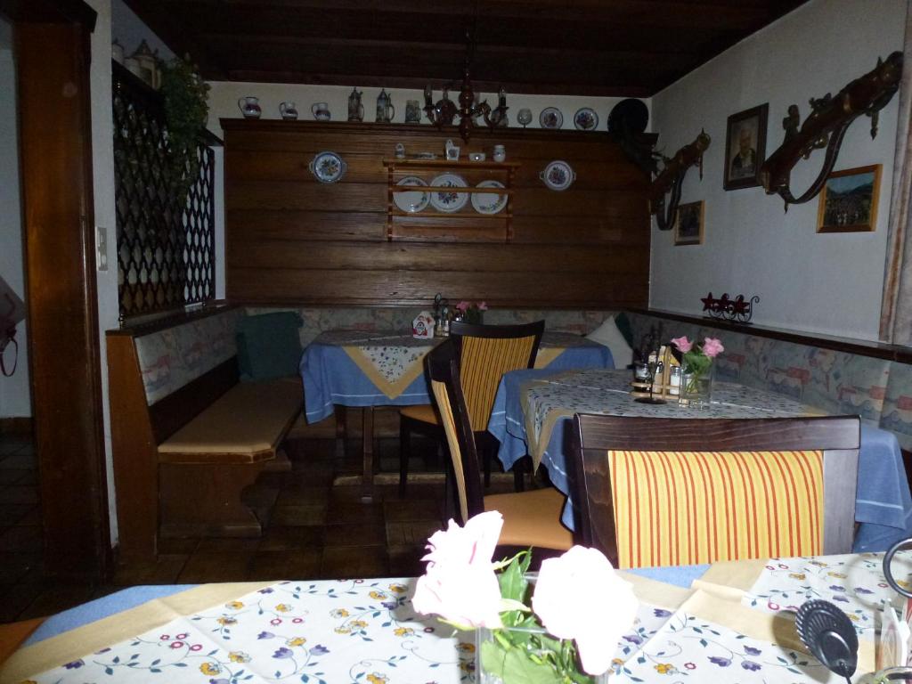 Restaurace v ubytování Gasthof Steinbräu