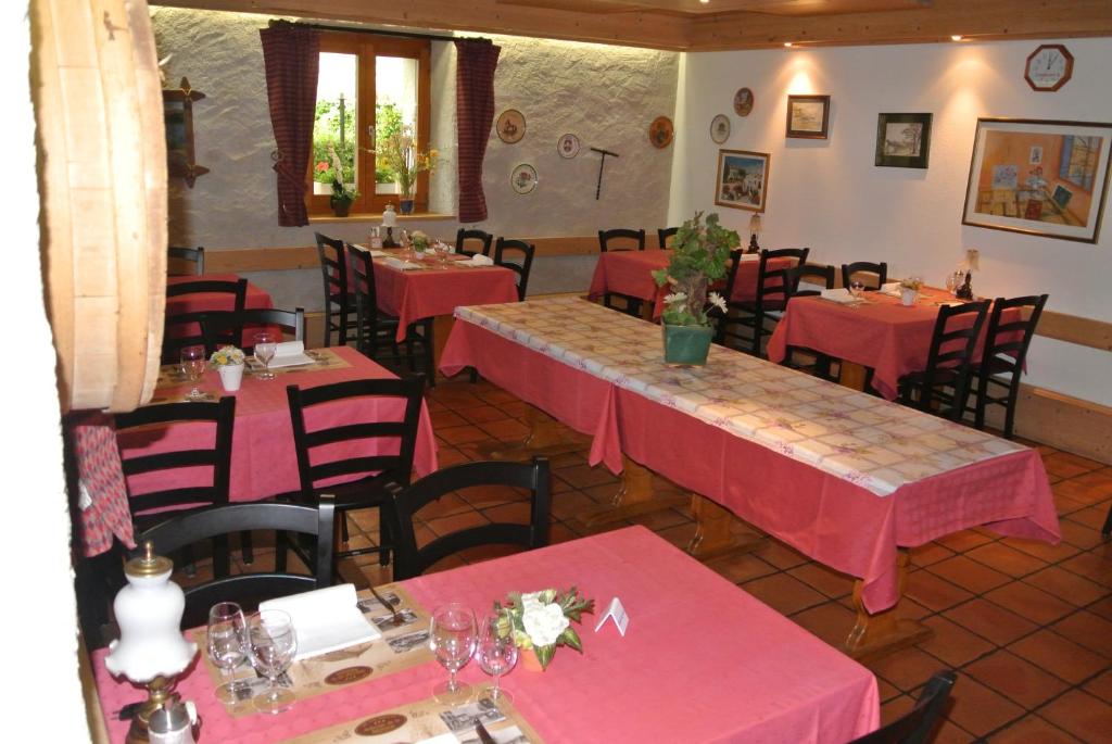 Restaurace v ubytování Auberge de la Réunion