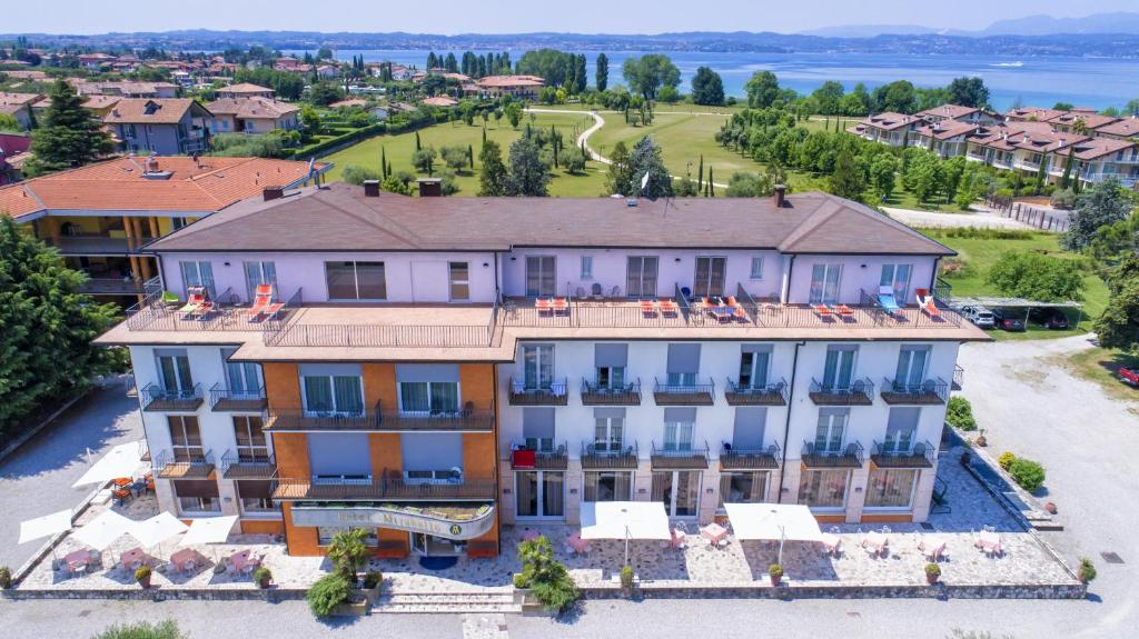Příroda nedaleko hotelu