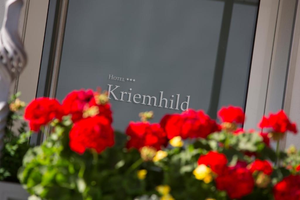 Hotel Kriemhild am Hirschgarten - Resim 44