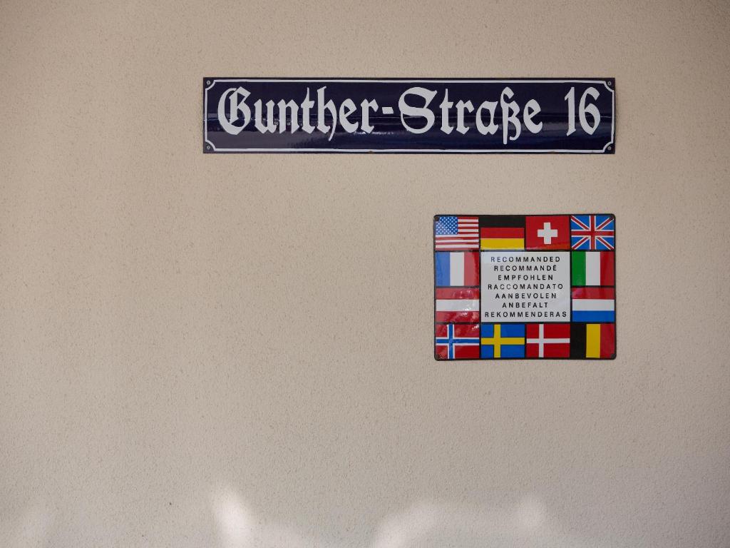 Hotel Kriemhild am Hirschgarten - Resim 42