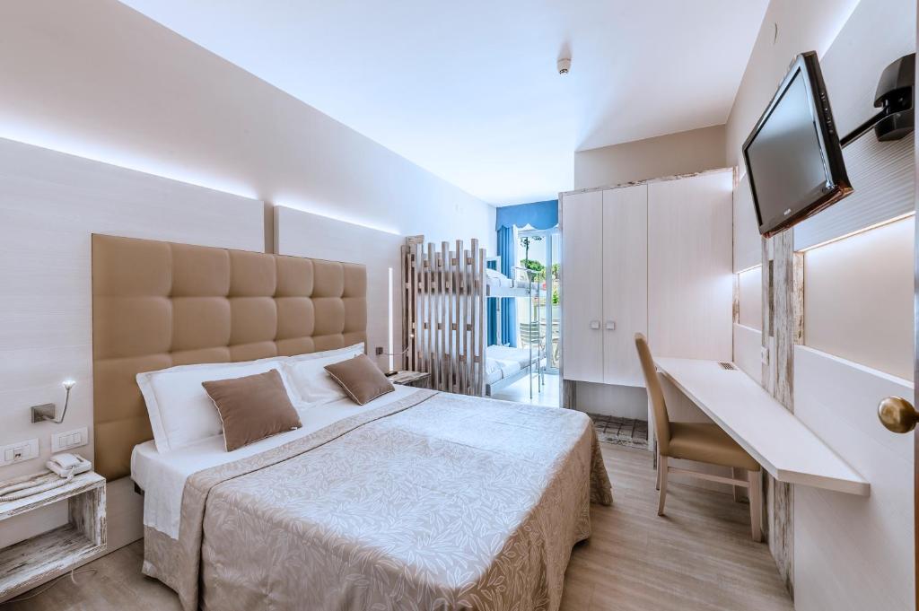 Postel nebo postele na pokoji v ubytování Hotel Franz