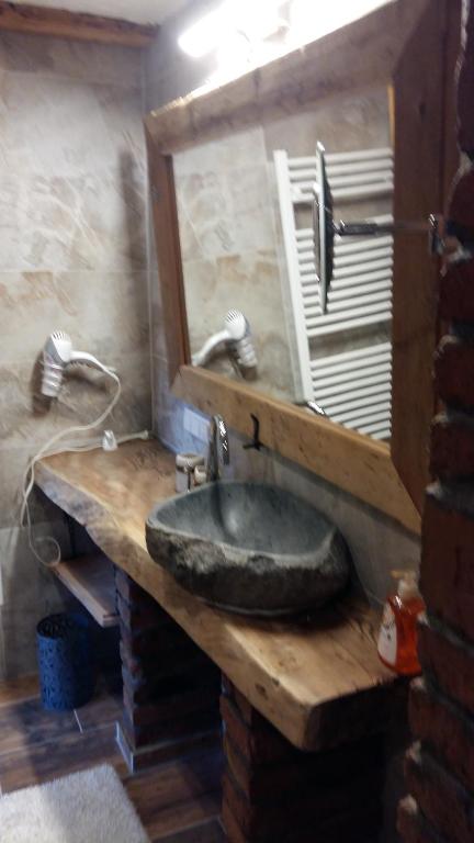 A bathroom at Haus Mehrl