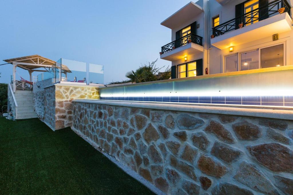 The swimming pool at or close to Sea View Villas